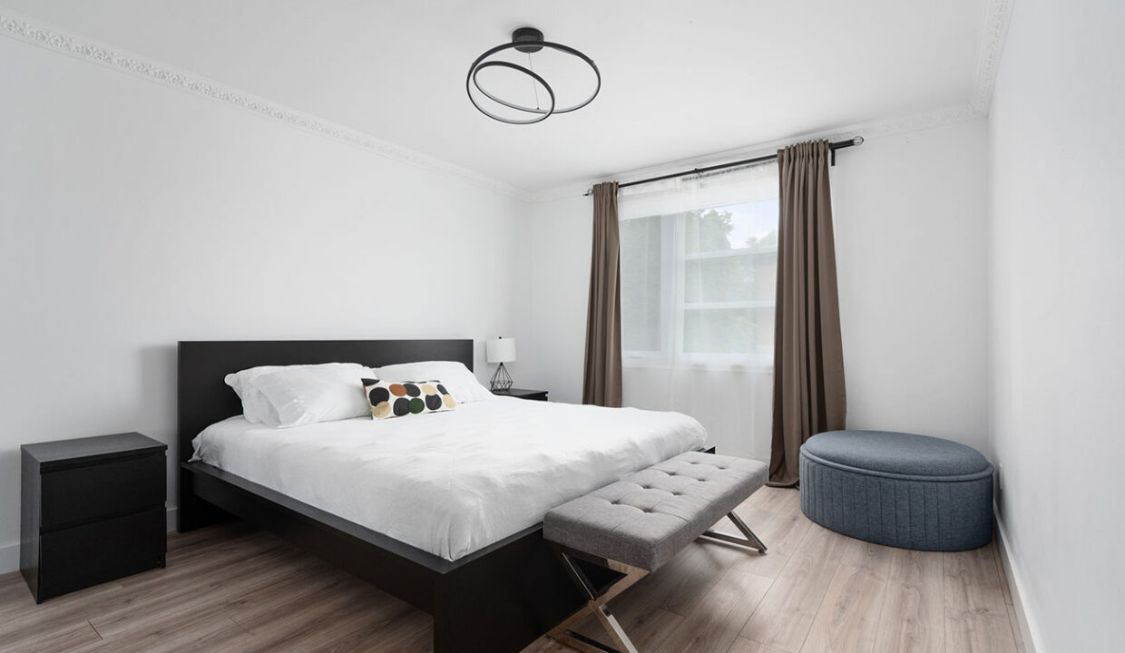 King-Bed